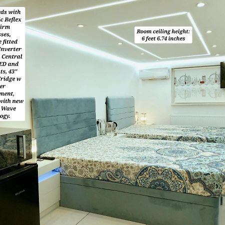 Air Conditioned Modern Double Bed Room With Private Attached Bathroom - Free Parking - Near London Heathrow Airport & Southall Broadway Esterno foto